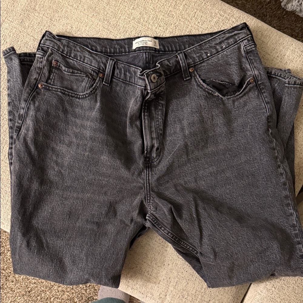 Abercrombie & Fitch Straight Leg Jeans in Faded Black